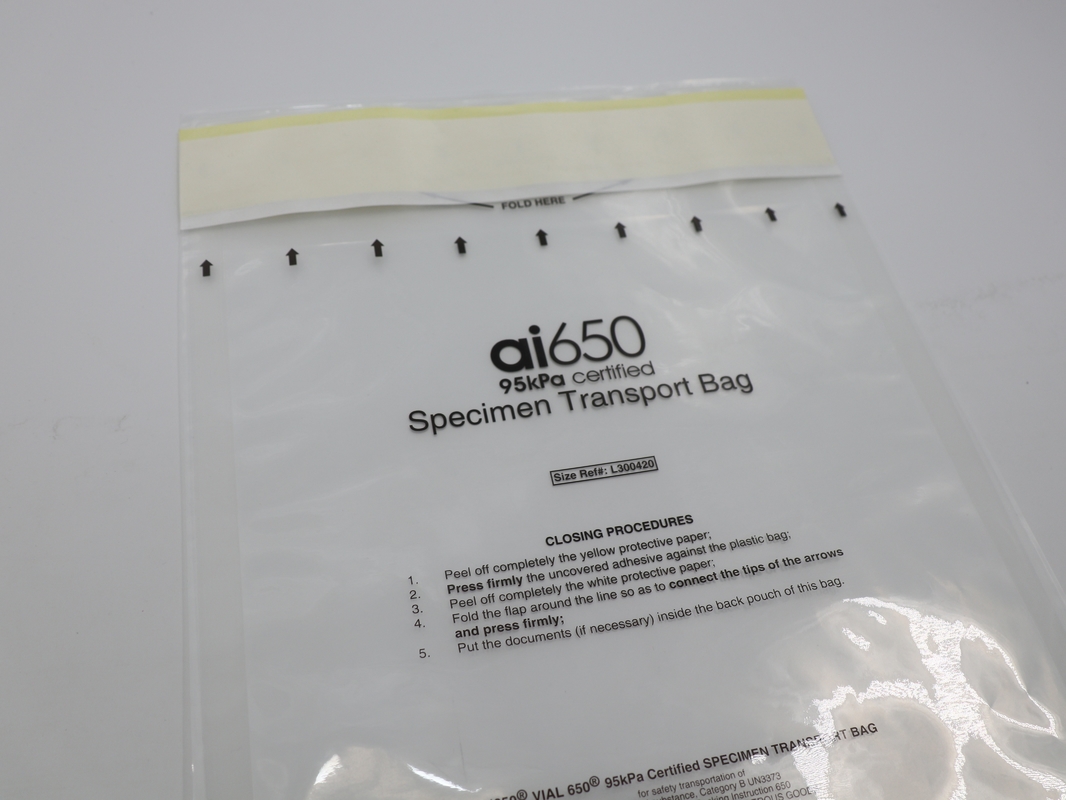 プラスチックの 95 KPa 6 X 6 インチ 240ml 吸収袋と吸収パッド 白色